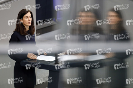 218. Sitzung des Deutschen Bundestages in Berlin