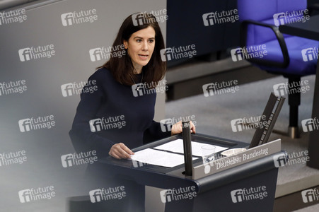 218. Sitzung des Deutschen Bundestages in Berlin