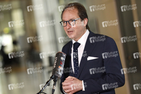 218. Sitzung des Deutschen Bundestages in Berlin