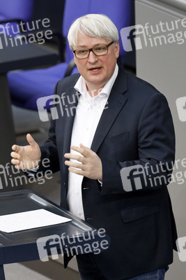 218. Sitzung des Deutschen Bundestages in Berlin