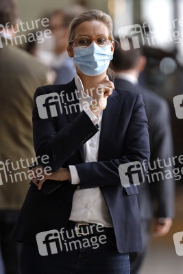 218. Sitzung des Deutschen Bundestages in Berlin