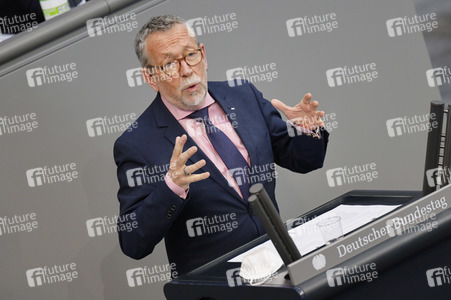 218. Sitzung des Deutschen Bundestages in Berlin