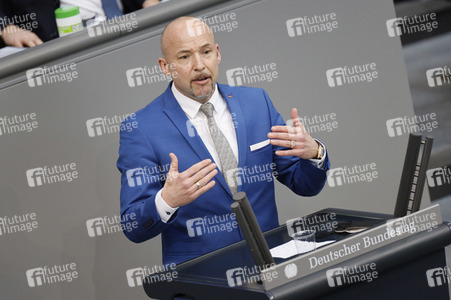 218. Sitzung des Deutschen Bundestages in Berlin