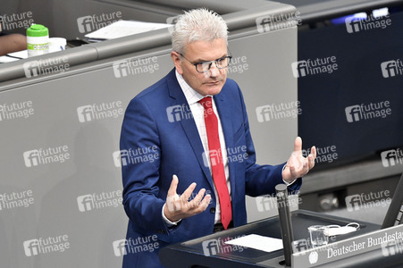 219. Sitzung des Deutschen Bundestages in Berlin