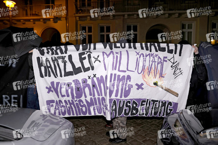 Protestaktion 'Chaos für die Meute! Tag X Demo!' in Berlin