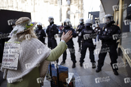 Demo gegen Corona-Maßnahmen in Köln