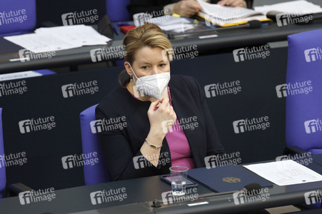 219. Sitzung des Deutschen Bundestages in Berlin