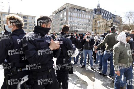 Demo gegen Corona-Maßnahmen in Köln