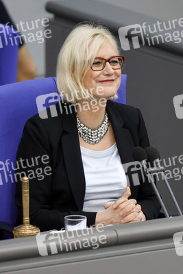 218. Sitzung des Deutschen Bundestages in Berlin