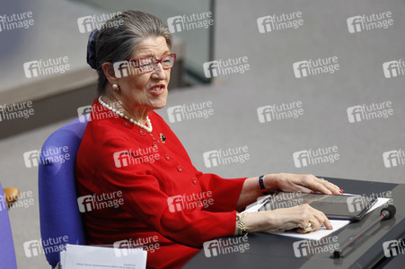 218. Sitzung des Deutschen Bundestages in Berlin