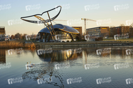 Sonnenaufgang am Expowal in Hannover
