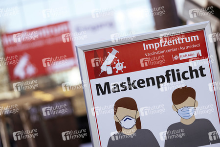 Symbolfoto Impfzentrum Köln