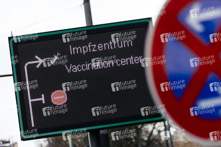 Symbolfoto Impfzentrum Köln