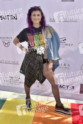 Cassie Scerbo's Spendenaktion in Malibu