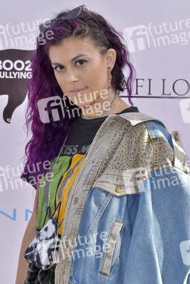 Cassie Scerbo's Spendenaktion in Malibu