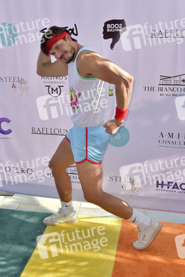 Cassie Scerbo's Spendenaktion in Malibu