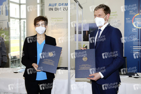 Pressetermin mit Annegret Kramp-Karrenbauer und Michael Kretschmer in Boxberg