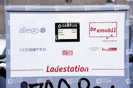 Symbolfoto Ladestation für Elektrofahrzeuge