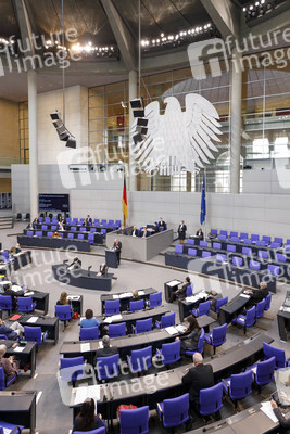 218. Sitzung des Deutschen Bundestages in Berlin