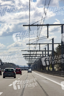 Autobahn-Oberleitungen in Mörfelden-Walldorf