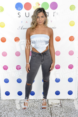 Konzert Pre-Dinner von JNA in Los Angeles