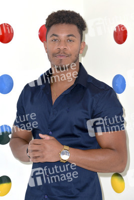 Konzert Pre-Dinner von JNA in Los Angeles