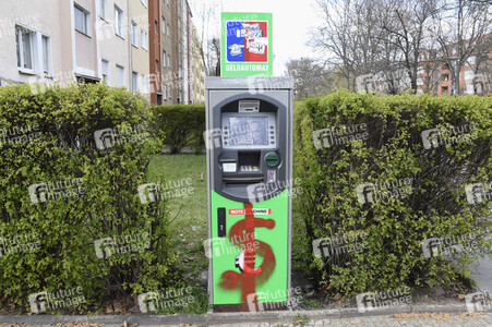 Symbolfoto Geldautomat