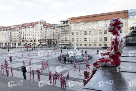 Mahnmal zur Coronakrise von Dennis Josef Meseg in Berlin