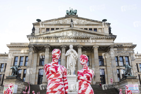 Mahnmal zur Coronakrise von Dennis Josef Meseg in Berlin