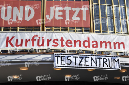 Fototermin mit dem Ensemble von 'Vorhang auf für Cyrano' in Berlin