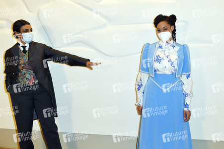 Fototermin mit dem Ensemble von 'Vorhang auf für Cyrano' in Berlin