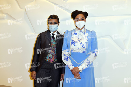 Fototermin mit dem Ensemble von 'Vorhang auf für Cyrano' in Berlin