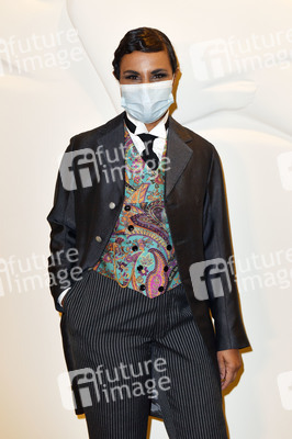 Fototermin mit dem Ensemble von 'Vorhang auf für Cyrano' in Berlin