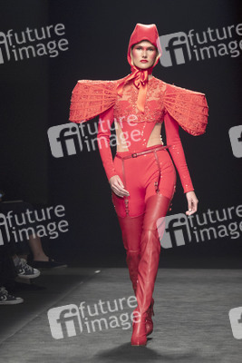 Maya Hansen Fashion Show auf der 73. Mercedes-Benz Fashion Week Madrid