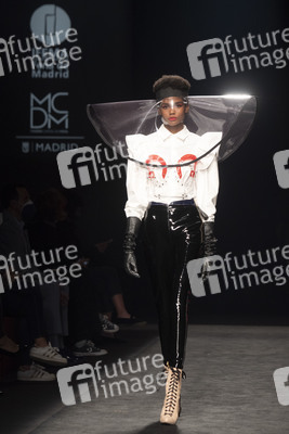 Maya Hansen Fashion Show auf der 73. Mercedes-Benz Fashion Week Madrid