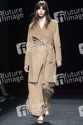 Otrura Fashion Show auf der 73. Mercedes-Benz Fashion Week Madrid