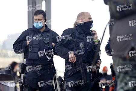 Polizeieinsatz am Hauptbahnhof in Köln
