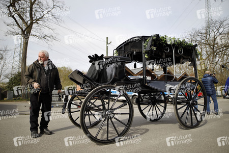 Beerdigung eines hochrangigen Clan-Mitglieds in Leverkusen