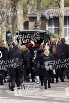 Beerdigung eines hochrangigen Clan-Mitglieds in Leverkusen