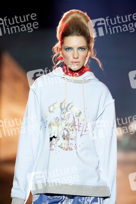 Brain & Beast Fashion Show auf der 73. Mercedes-Benz Fashion Week Madrid