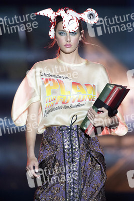 Brain & Beast Fashion Show auf der 73. Mercedes-Benz Fashion Week Madrid