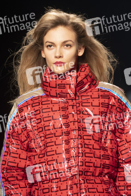 Custo Barcelona Fashion Show auf der 73. Mercedes-Benz Fashion Week Madrid