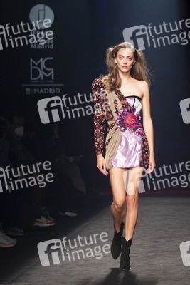 Custo Barcelona Fashion Show auf der 73. Mercedes-Benz Fashion Week Madrid