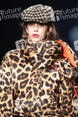 Maite by Lola Casademunt Fashion Show auf der 73. Mercedes-Benz Fashion Week Madrid