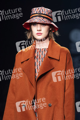 Maite by Lola Casademunt Fashion Show auf der 73. Mercedes-Benz Fashion Week Madrid