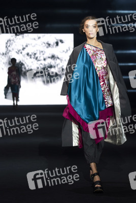 Ulises Mérida Fashion Show auf der 73. Mercedes-Benz Fashion Week Madrid