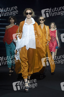 Ulises Mérida Fashion Show auf der 73. Mercedes-Benz Fashion Week Madrid