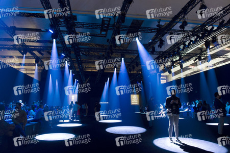 Isabel Sanchis Fashion Show auf der 73. Mercedes-Benz Fashion Week Madrid