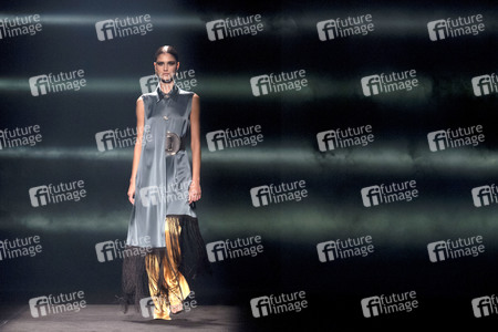 Isabel Sanchis Fashion Show auf der 73. Mercedes-Benz Fashion Week Madrid