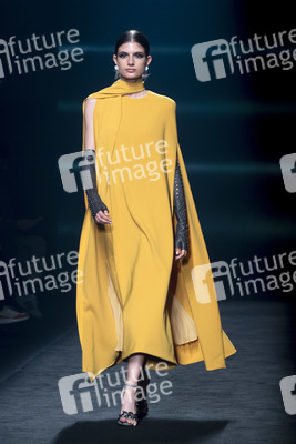 Isabel Sanchis Fashion Show auf der 73. Mercedes-Benz Fashion Week Madrid